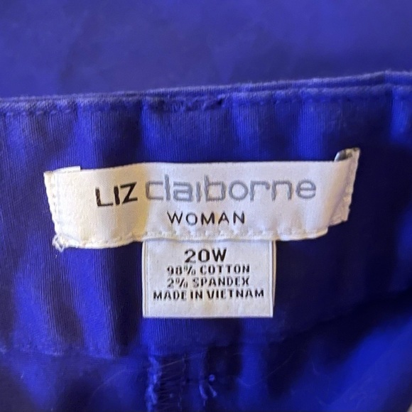Liz Claiborne Women’s Plus Size Pants - Picture 3 of 4